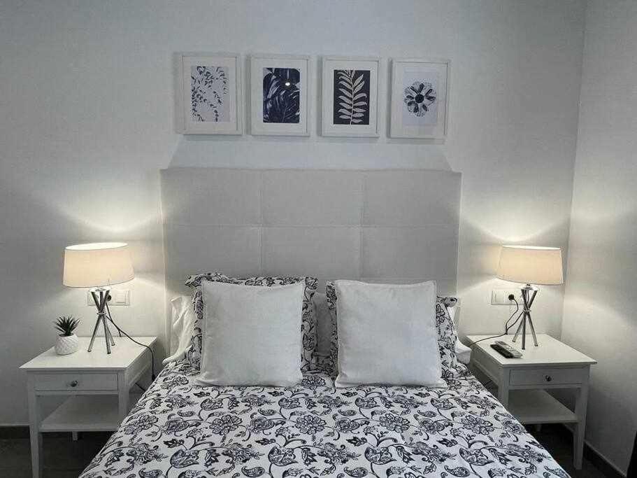 רונדה XX D Apartamentos Morales & Arnal מראה חיצוני תמונה